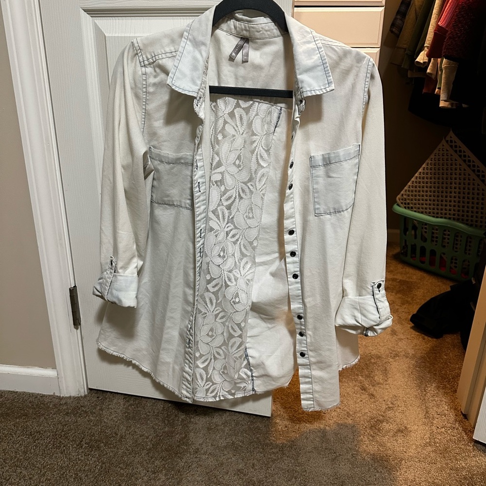 Women’s Shirt